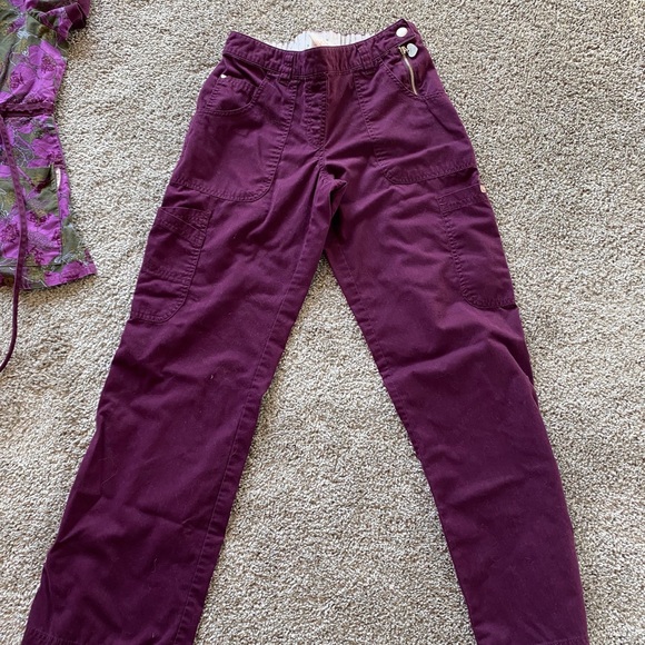 Koi purple scrubs size small